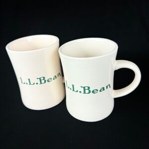 Pair LL Bean Off White 12 oz Mugs Microwave Dishwasher Safe Excellent Gift